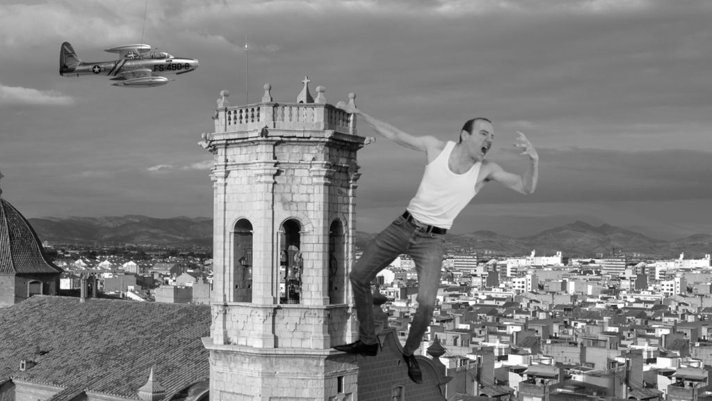 1 THE HUMONGOUS TERROR - Frame 1